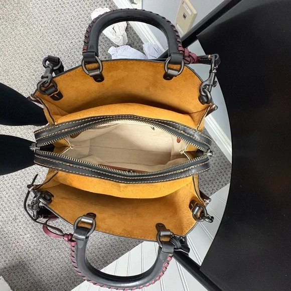 COACH 1941 Rogue 30 In Oxblood
Whipstitch RG-20315 - Picture 6 of 8